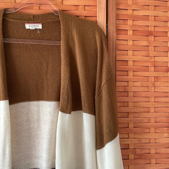 Andree Color-Block Sweater - Picture 3 of 5